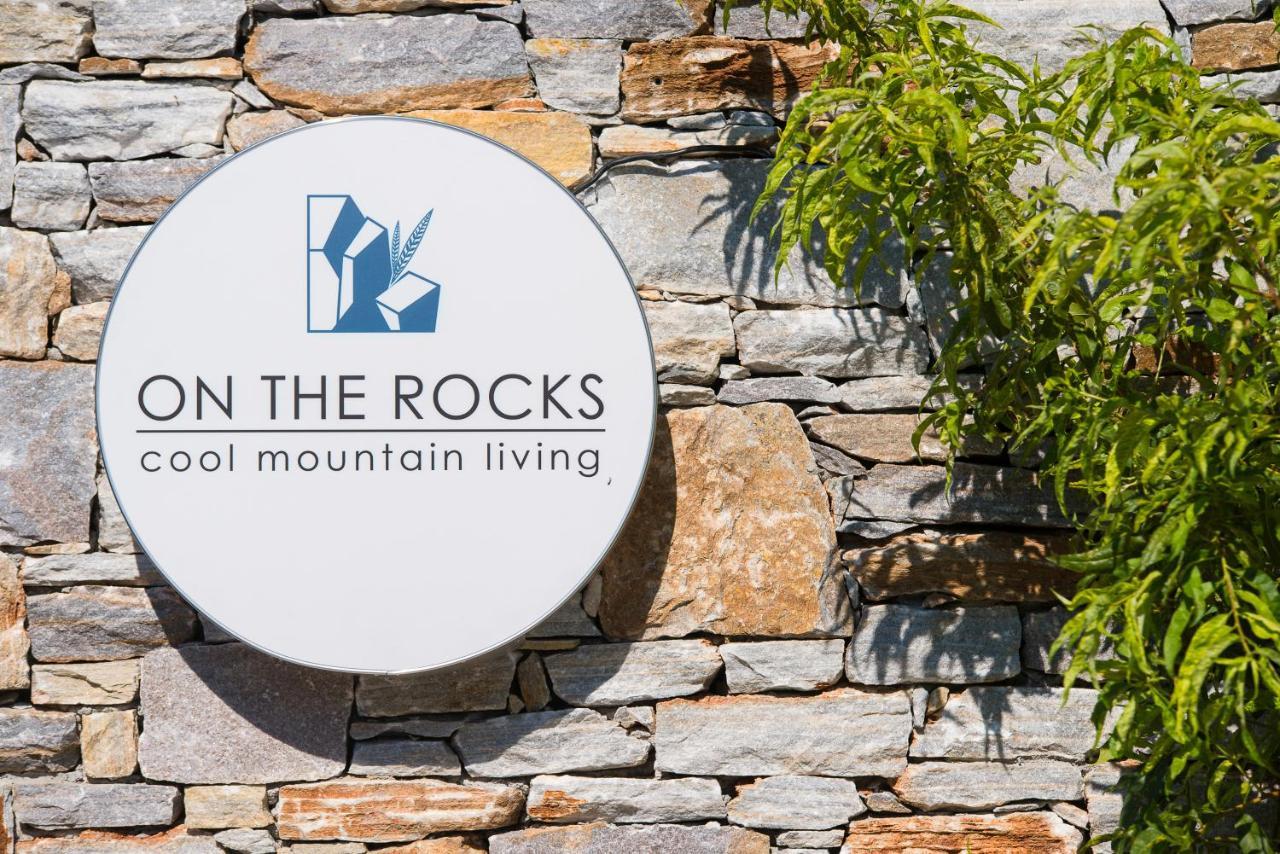 On The Rocks Aparthotel Theológos Exterior foto